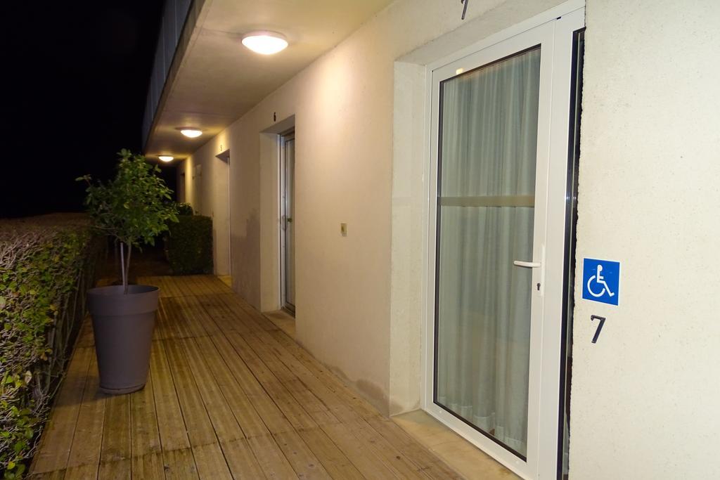 Hotel Le Vauban Merville-Franceville-Plage Zimmer foto